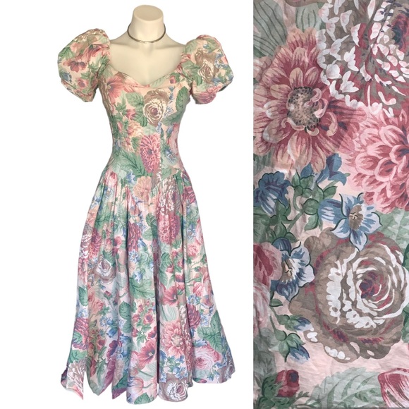 v i n t a g e : Floral Victorian Cottagecore Pastel Puff Sleeve Basque Dress - Picture 16 of 16